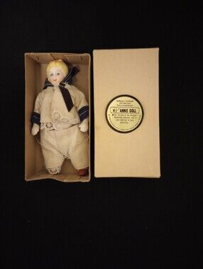 Vintage Shackman Bisque 4.5" Girl Doll In Original Box - Made In Taiwan